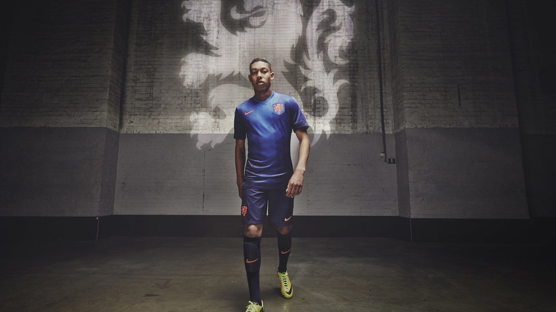 中国足球联赛推动绿色环保赛事运营理念，足球赛事运营方案